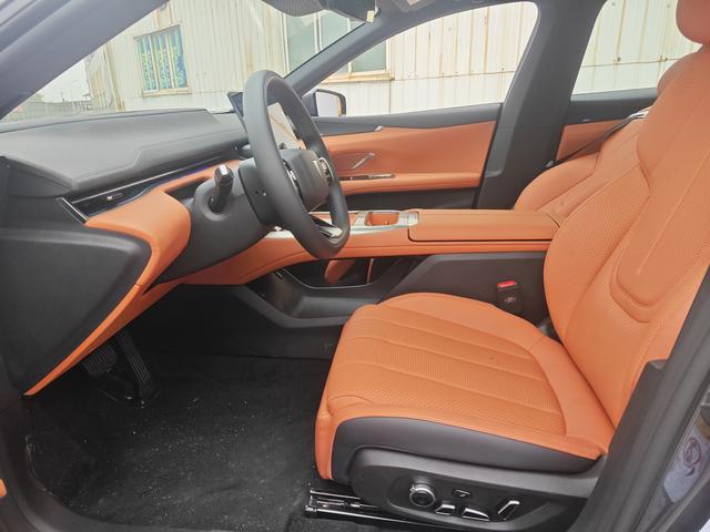 Deepal L07 2025 immagine di auto #6