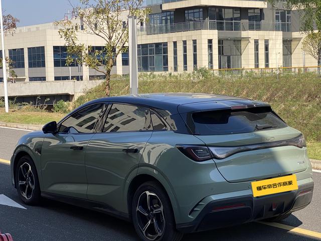 BYD Seal 06GT 2025 car image #6