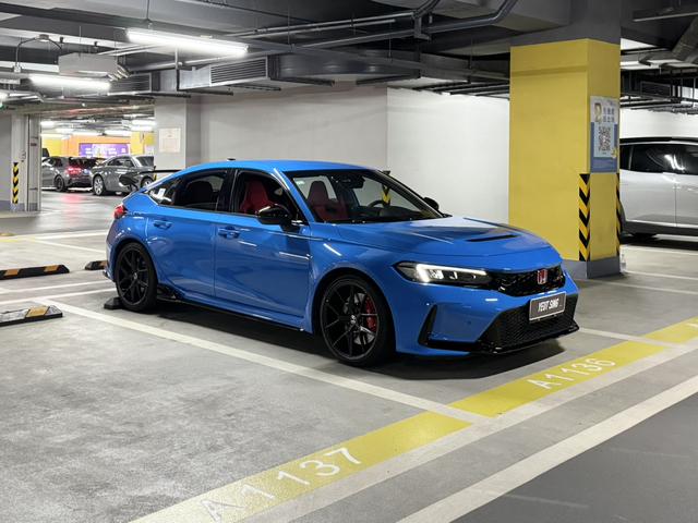 Honda Civic (Imported) 2025 car image #6