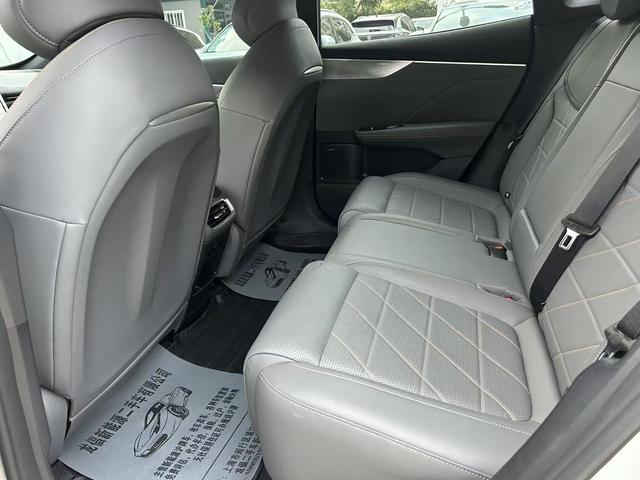 深蓝汽车 深蓝S05 2025 汽车图片 #6