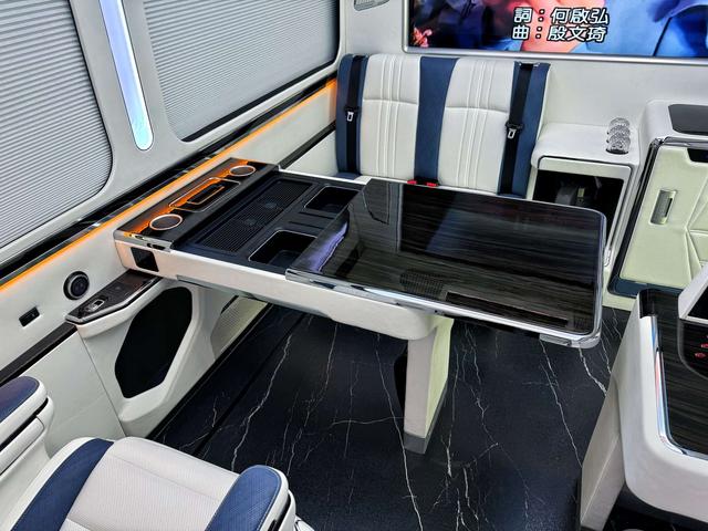 HongQi GuoYue صورة سيارة #6