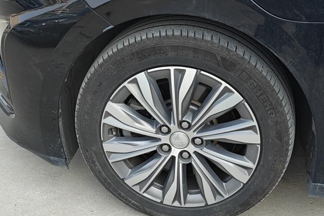 HongQi E-QM5 2023 #6 HongQi E-QM5 2023 صورة سيارة #6