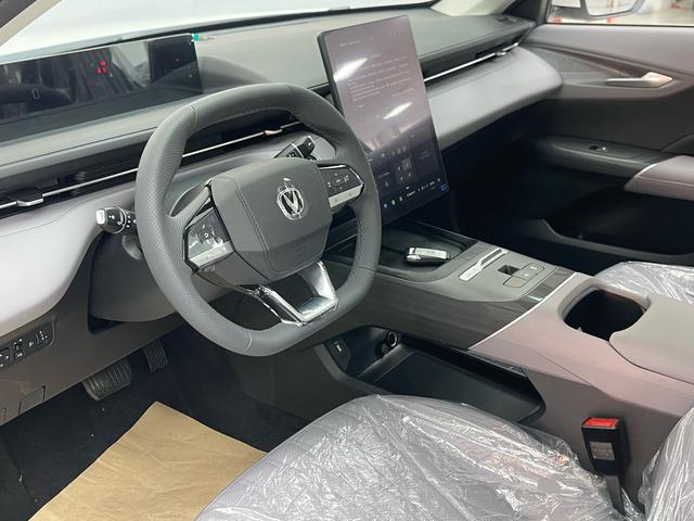 Changan EadoPHEV 2025 imagen de coche #6