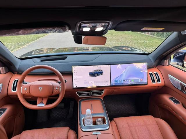 Deepal S09 2025 car image #6