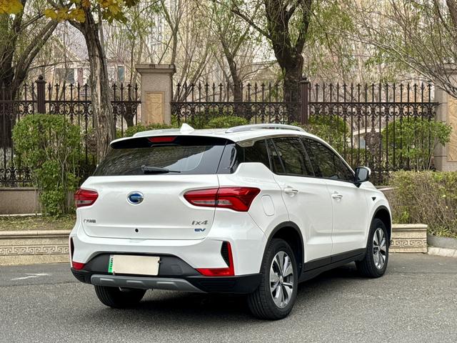 GAC ix4 2019 صورة سيارة #6