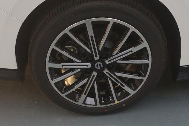 零跑汽车 零跑B01 2025 汽车图片 #6