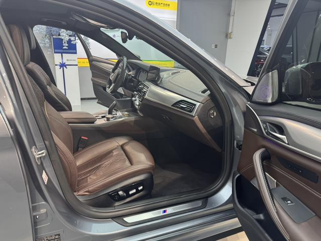 BMW 5 Series (Imported) 2018 car image #6