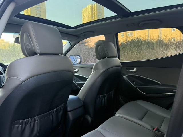 Hyundai Santa Fe (Imported) 2013 #6 Hyundai Santa Fe (Imported) 2013 immagine di auto #6