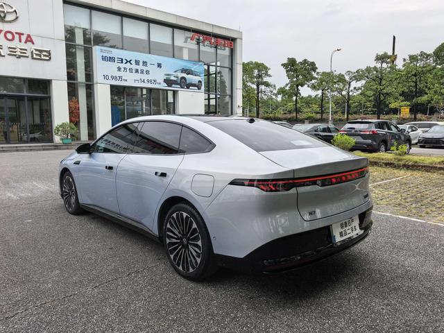 日产 日产N7 2025 汽车图片 #6