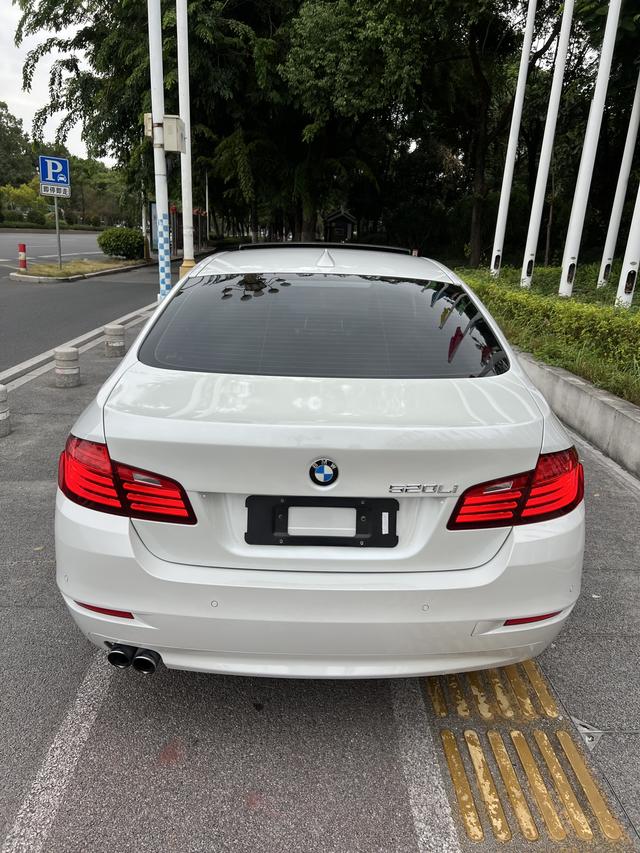 BMW 5 Series (Imported) 2016 #6 BMW 5 Series (Imported) 2016 imagem de carro #6