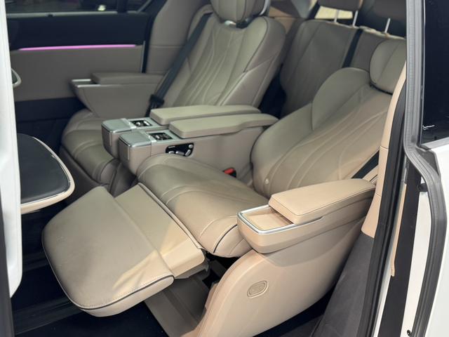 Xpeng X9 2024 immagine di auto #6