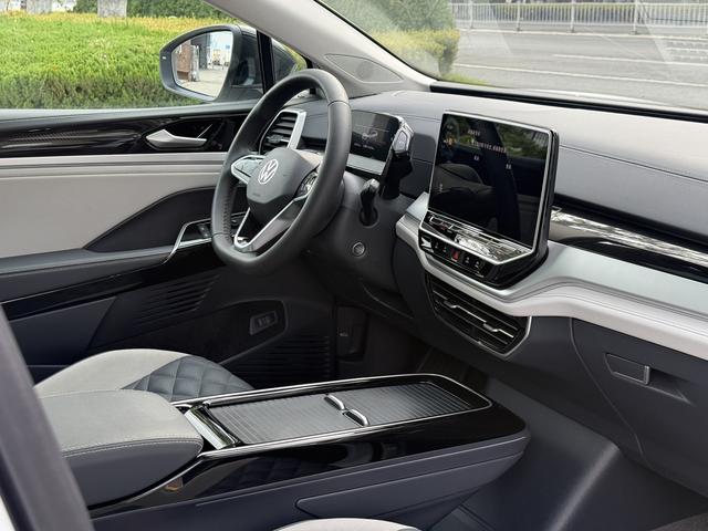 Volkswagen ID.6 Crozz 2024 car image #6