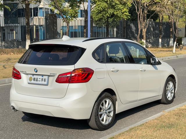 BMW 2 Series Tourer 2019 car image #6