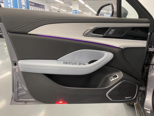 HongQi H5 PHEV 2025 car image #6