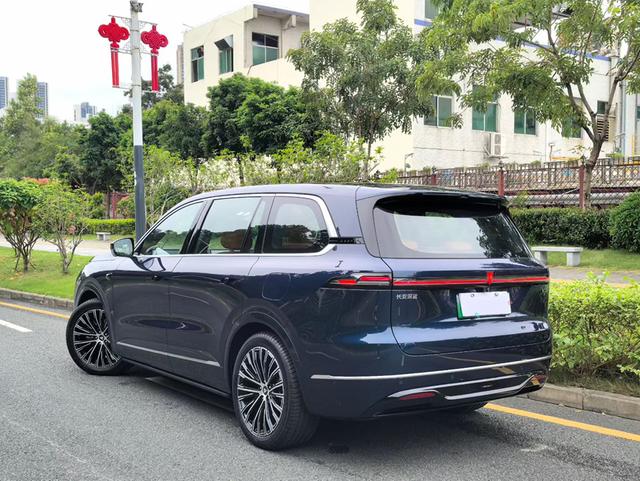 Deepal S09 2025 car image #6