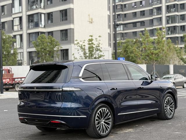 Deepal S09 2025 car image #6