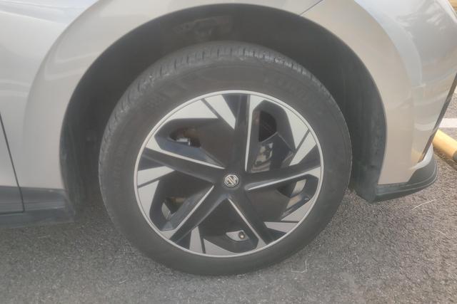 MG 4 EV 2024 car image #6