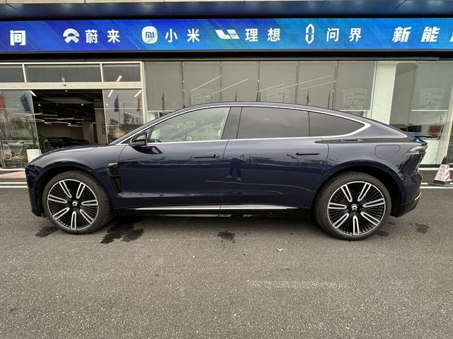 蔚来 蔚来ET9 2025 汽车图片 #6