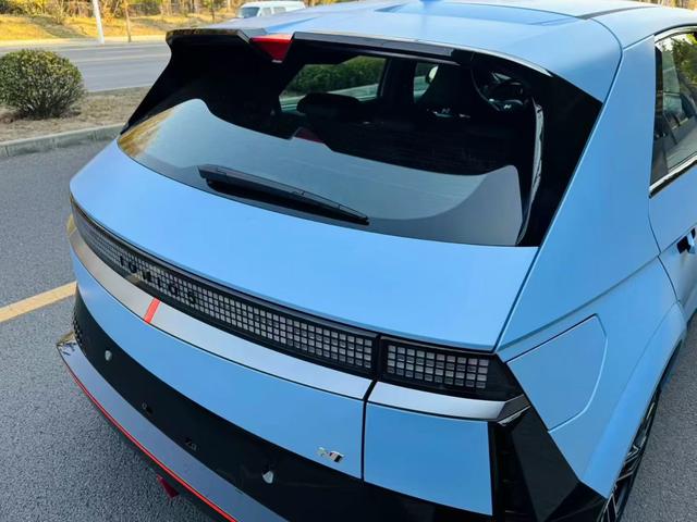 Hyundai IONIQ 5 N 2025 car image #6