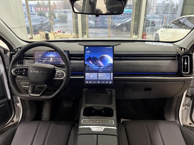 Chery Tiggo7 C-DM 2025 car image #6