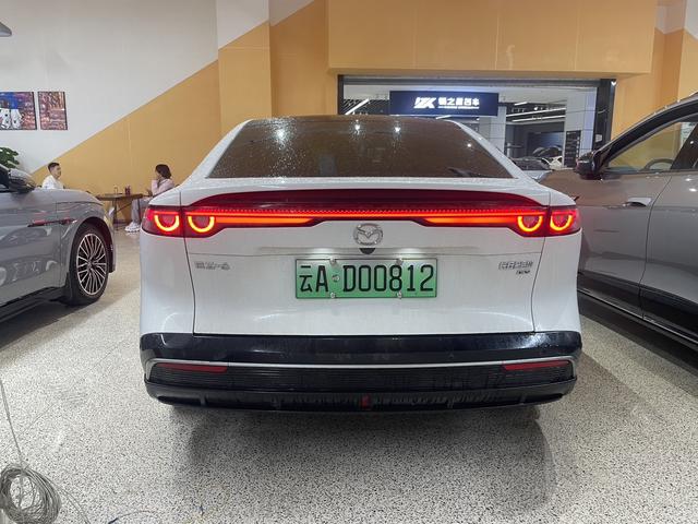 马自达 马自达EZ-6 2024 汽车图片 #6