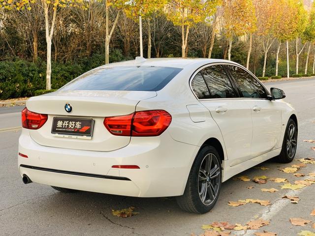 BMW i4 M50 2018 car image #6