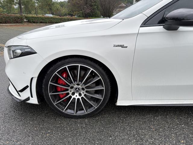 Mercedes-Benz A AMG 2020 image de voiture #6