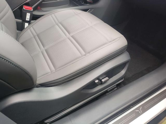 HongQi EH7 2024 #6 HongQi EH7 2024 car image #6