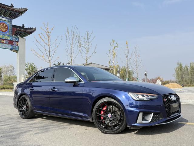 Audi S4 2019 صورة سيارة #6