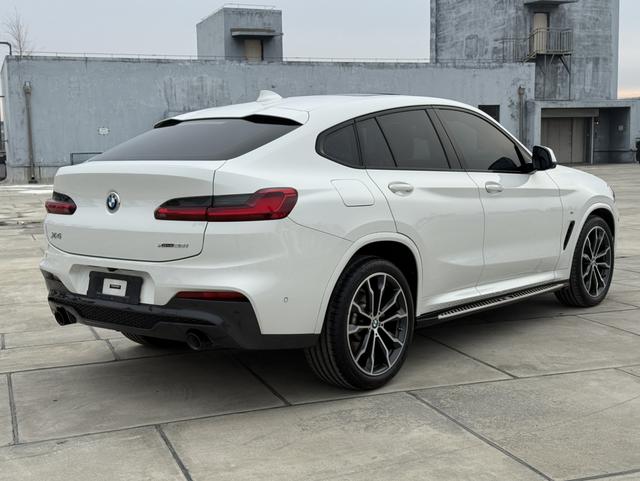 BMW X4 2021 car image #6