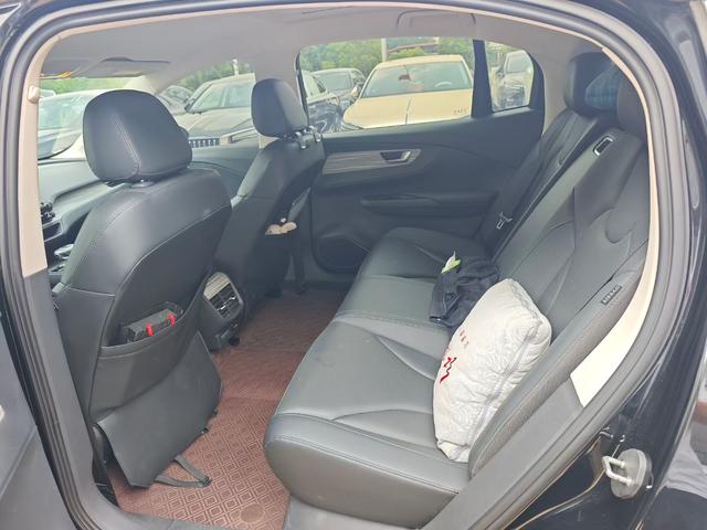 HongQi E-QM5 2023 #6 HongQi E-QM5 2023 car image #6