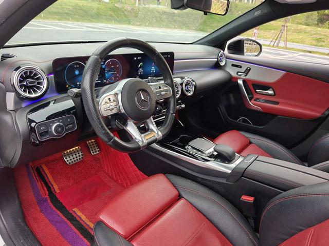 Mercedes-Benz A AMG 2022 image de voiture #6