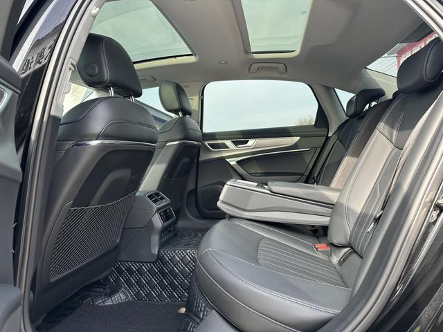 Audi A6L e-tron 2023 #6 Audi A6L e-tron 2023 car image #6