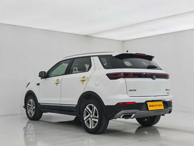 Changan CS15 EV 2020 #6 Changan CS15 EV 2020 car image #6