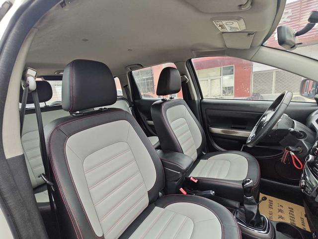 Great Wall M4 2014 car image #6