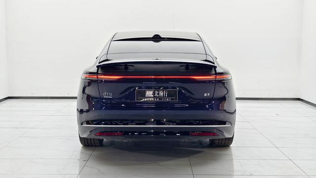 蔚来 蔚来ET9 2025 汽车图片 #6