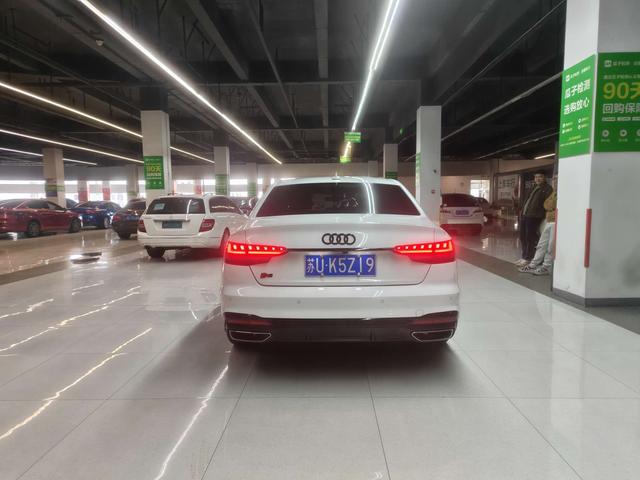 Audi A4 2023 car image #6