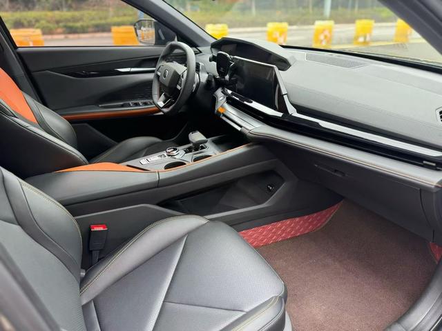 Changan CS15 EV 2023 car image #6