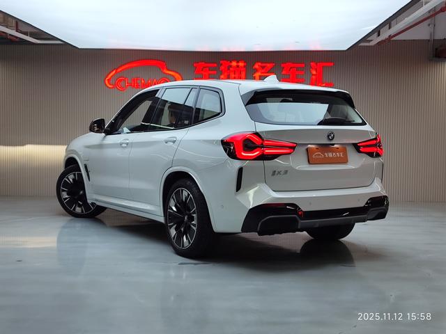 BMW M8 2022 imagem de carro #6