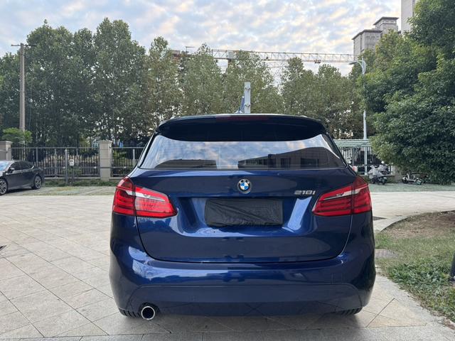 BMW M235L 2017 صورة سيارة #6