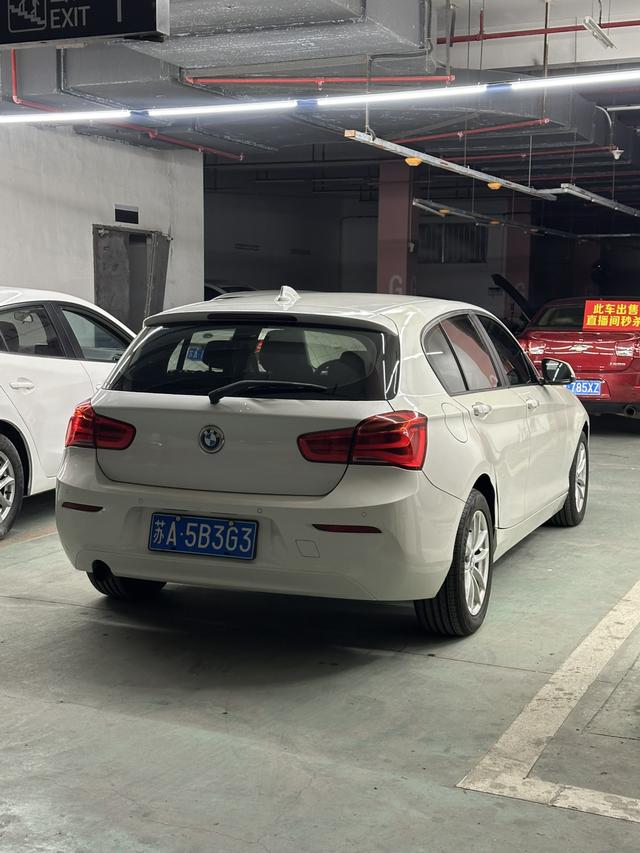 BMW 1 Series (Imported) 2015 #6 BMW 1 Series (Imported) 2015 car image #6