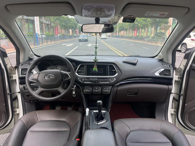 GAC Trumpchi GS4 COUPE 2016 #6 GAC Trumpchi GS4 COUPE 2016 car image #6