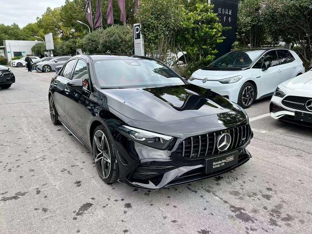 Mercedes-Benz A AMG 2025 image de voiture #6