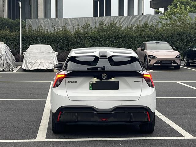 MG 4 EV 2023 car image #6