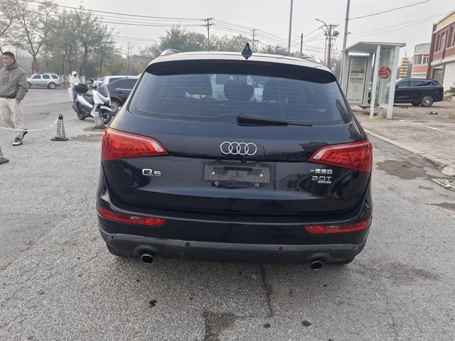 Audi TT RS 2010 #6 Audi TT RS 2010 car image #6