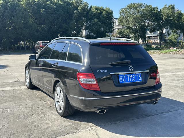 Mercedes-Benz M AMG 2011 صورة سيارة #6