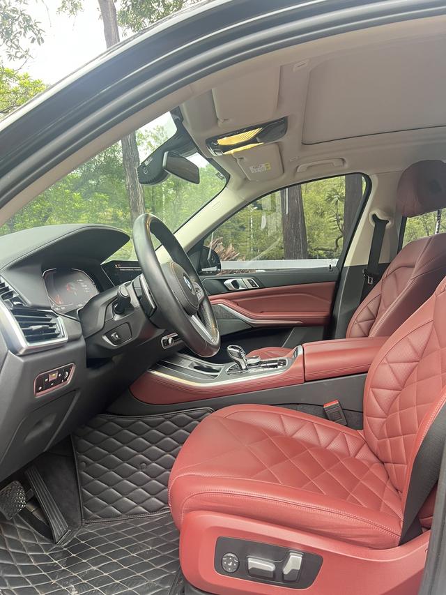 BMW X5 2022 car image #6