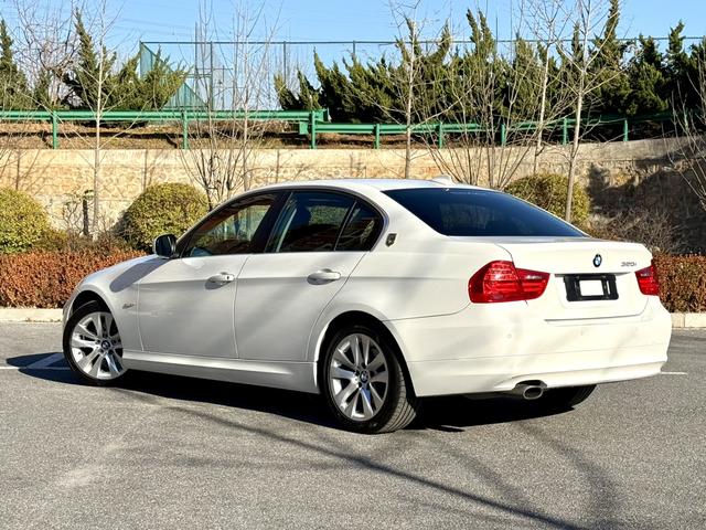 BMW i5 M60 2011 #6 BMW i5 M60 2011 car image #6