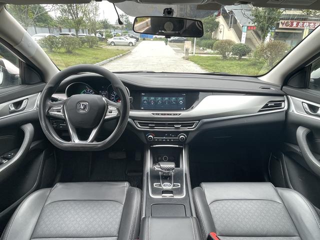 Changan Eado EV 2019 car image #6