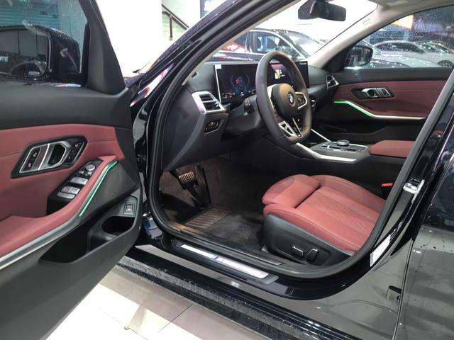 BMW M760Le 2025 изображение автомобиля #6